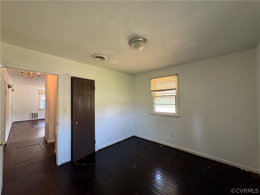 419 Porterville St