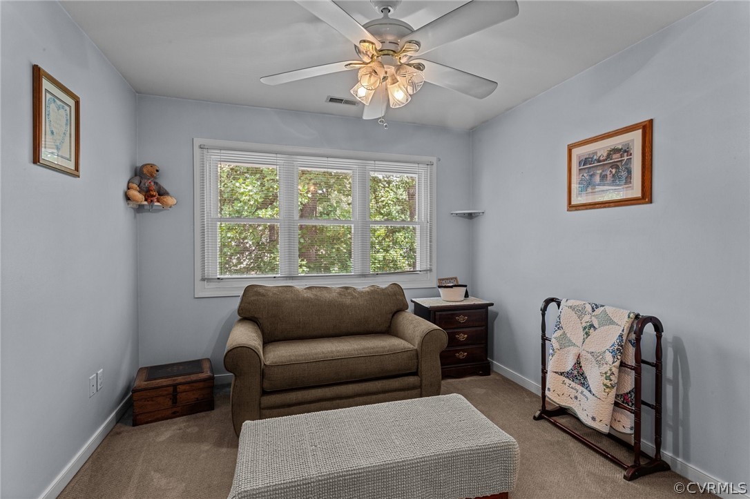 4732 Pompton Ln