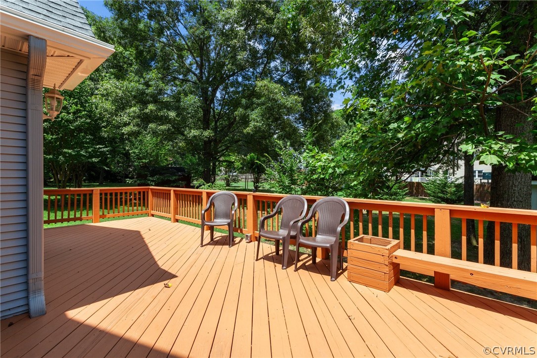 4732 Pompton Ln