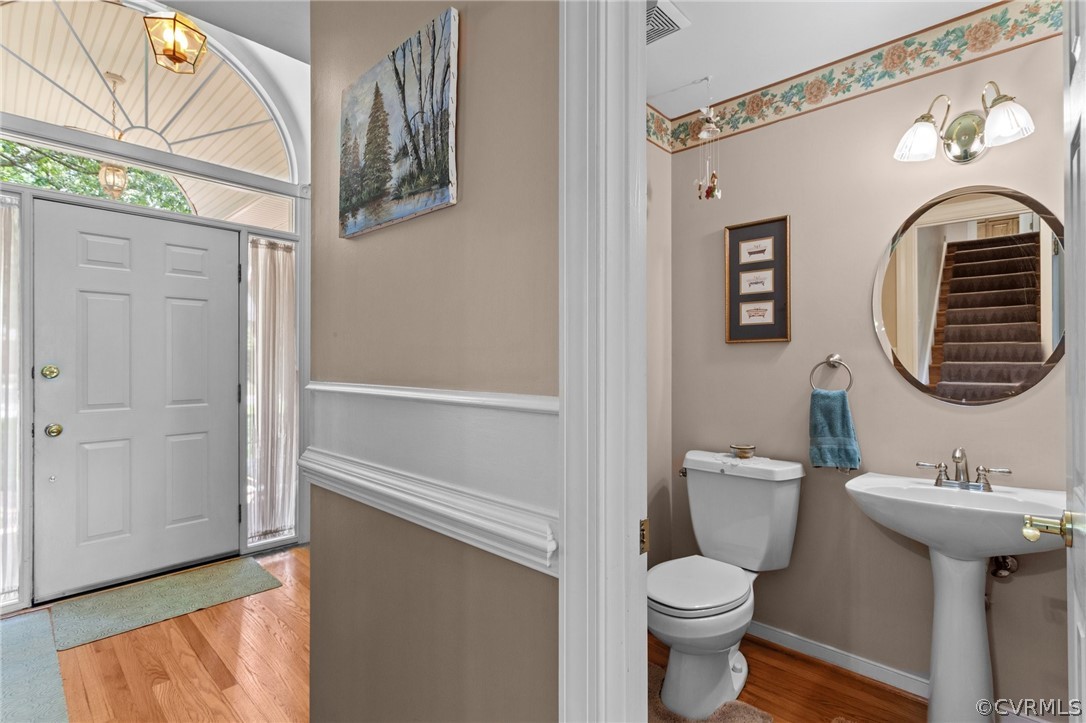 4732 Pompton Ln
