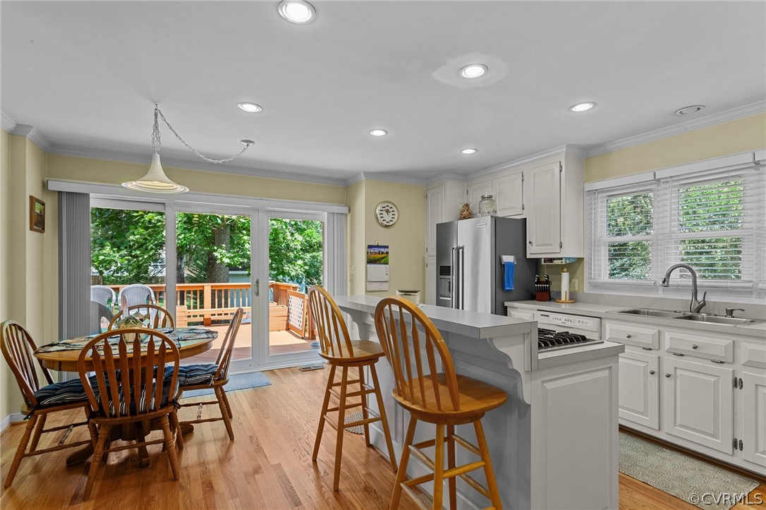 4732 Pompton Ln