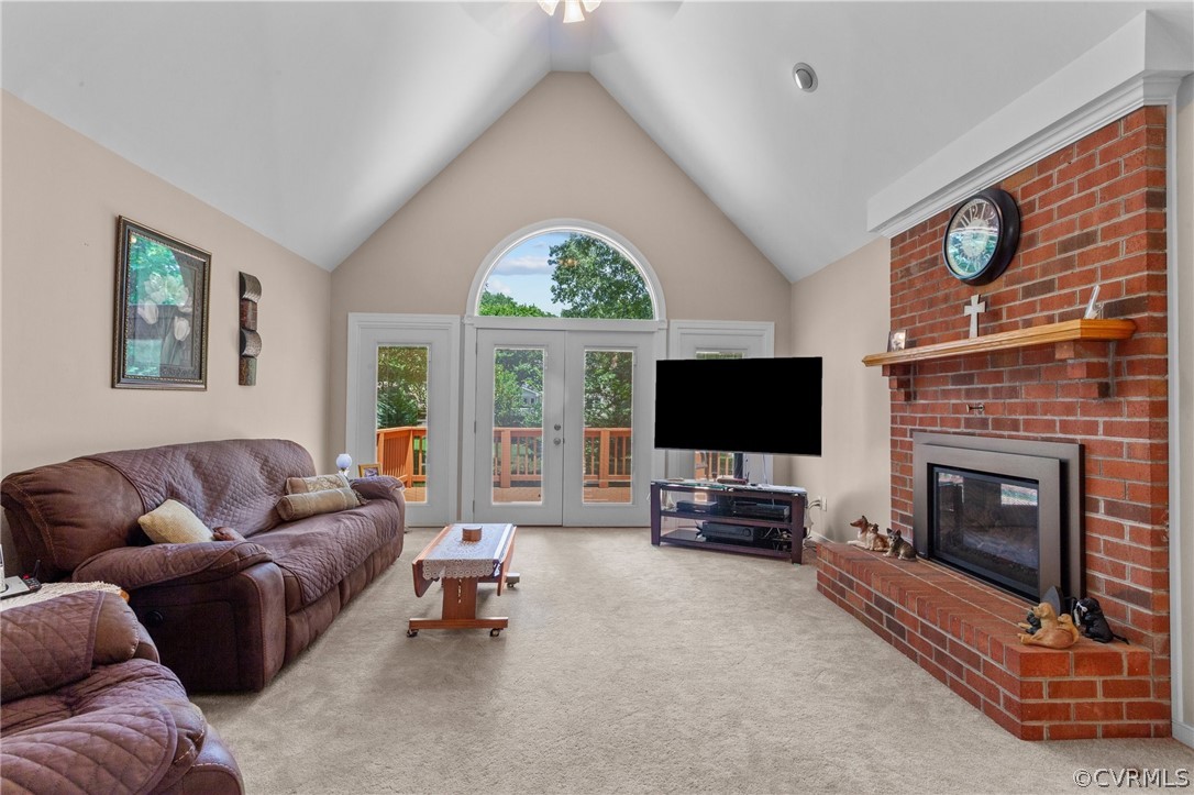 4732 Pompton Ln