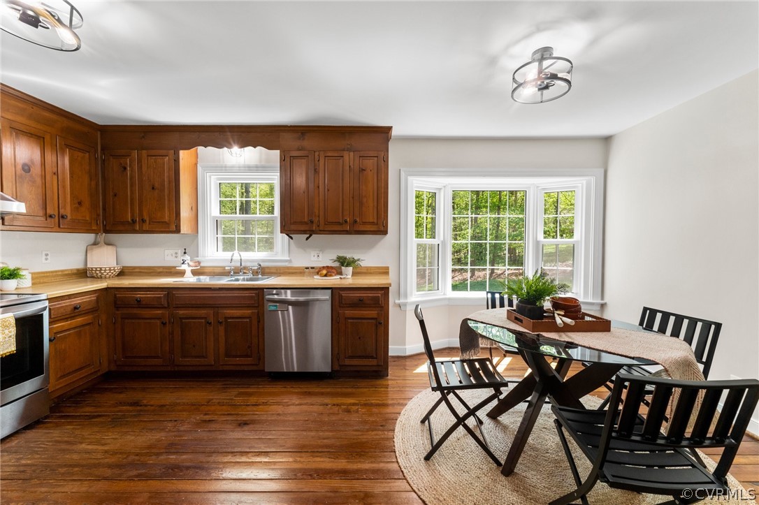 14403 Michaels Ridge Rd