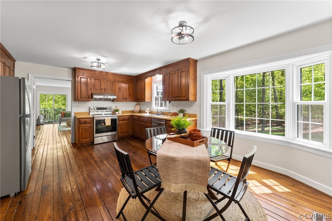 14403 Michaels Ridge Rd