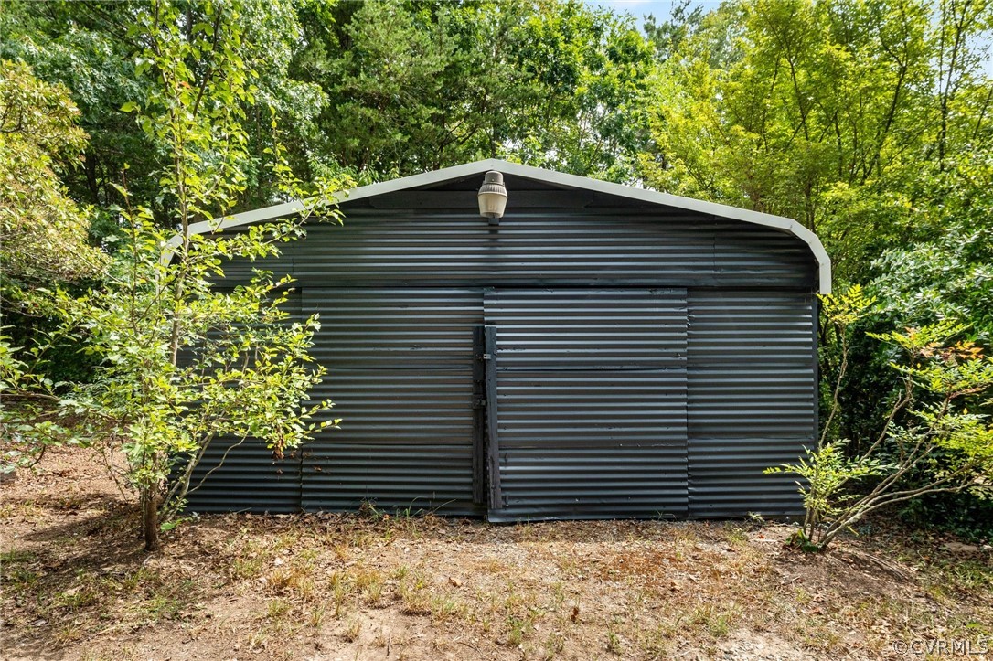 1172 Hendricks Rd