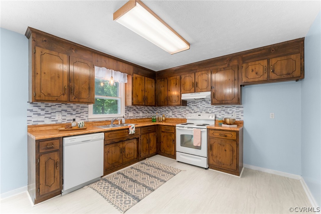 6804 Sika Ct