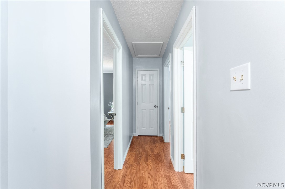 6804 Sika Ct