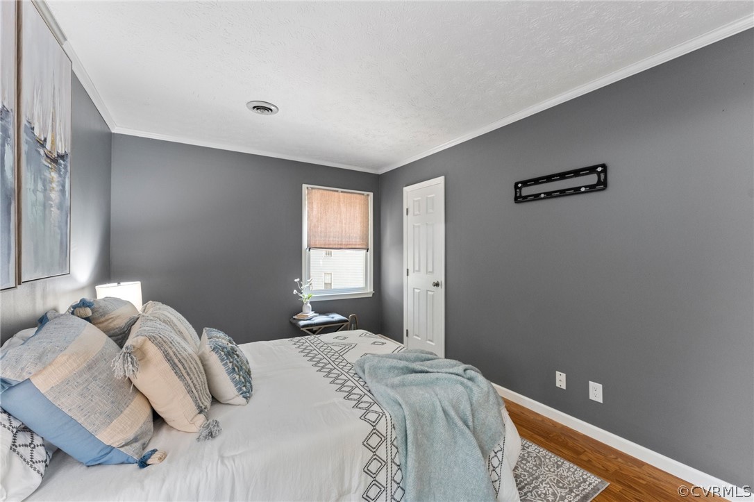 6804 Sika Ct