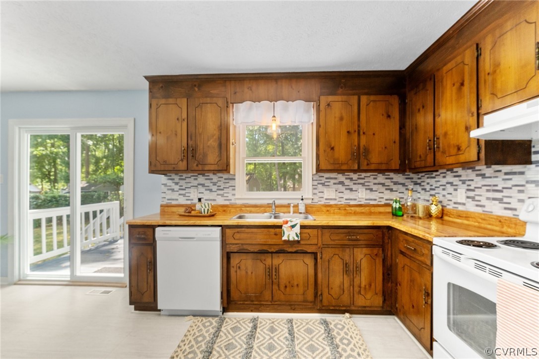6804 Sika Ct