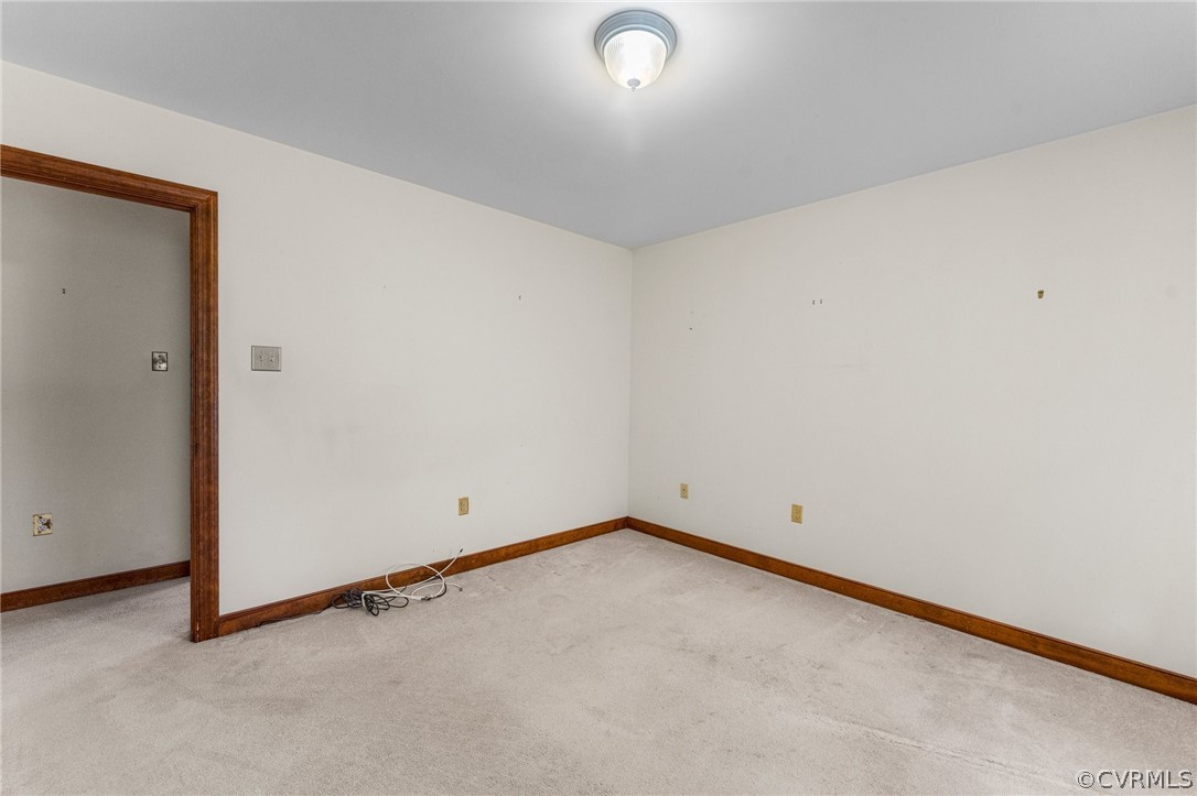 8027 Mike Mundie Ln