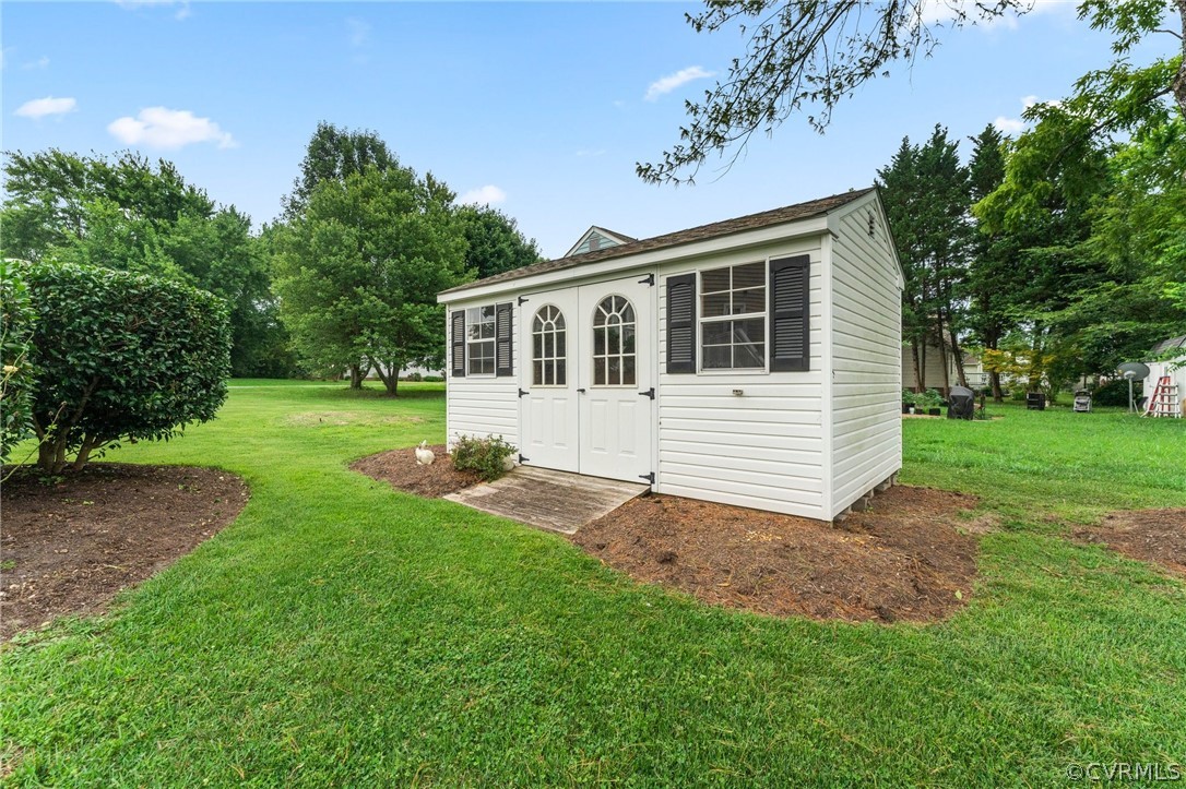 8027 Mike Mundie Ln