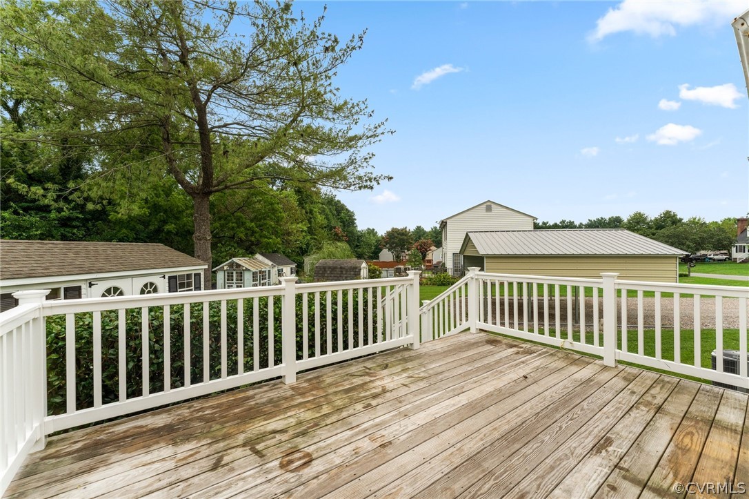 8027 Mike Mundie Ln