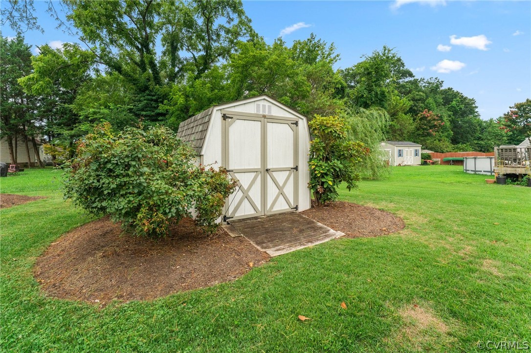 8027 Mike Mundie Ln