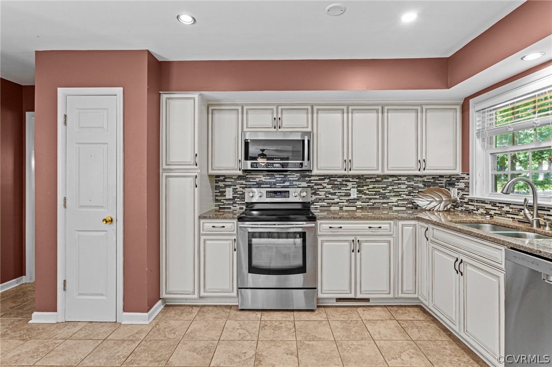 304 Montpelier Dr