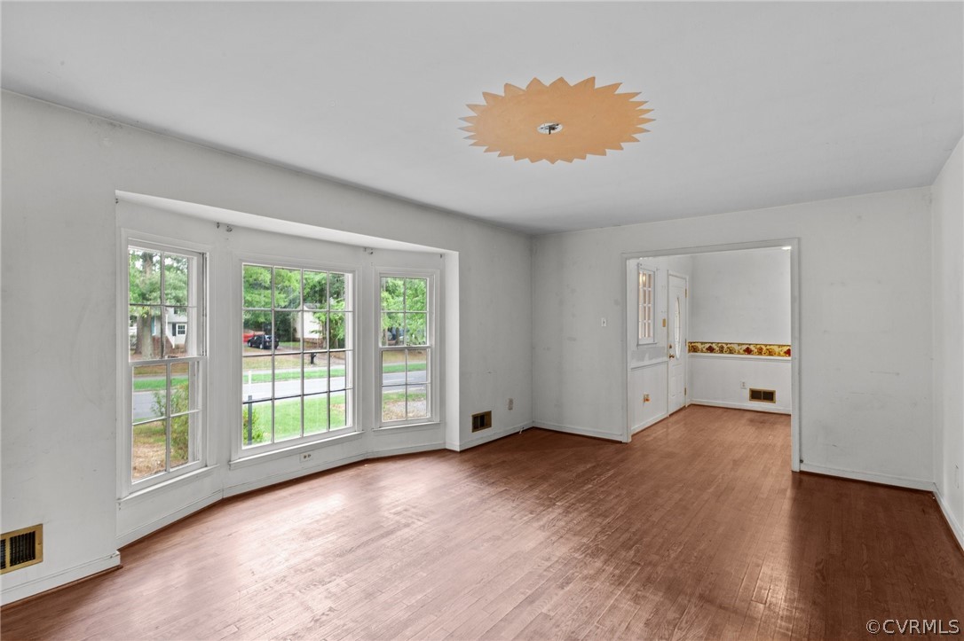2510 Lauderdale Dr