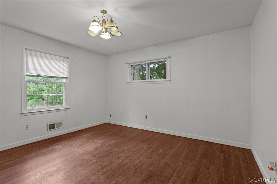 2510 Lauderdale Dr