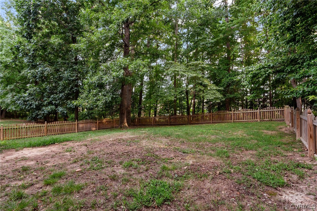 6718 Manor Gate Dr