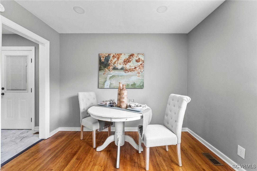 3307 Montclair Rd