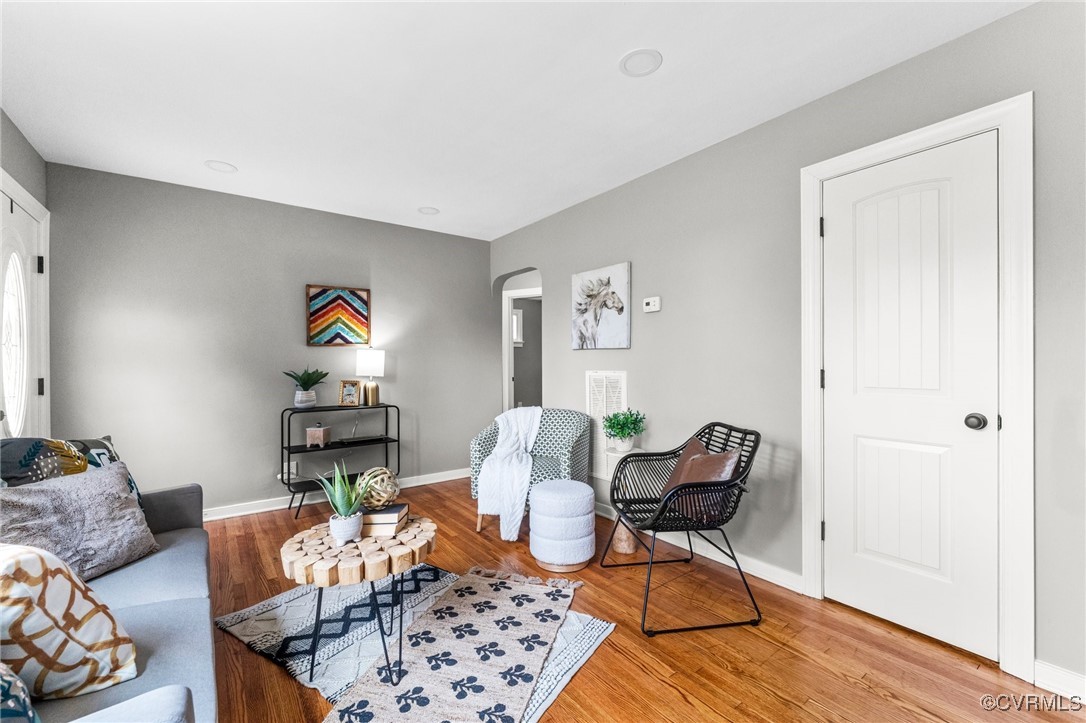 3307 Montclair Rd