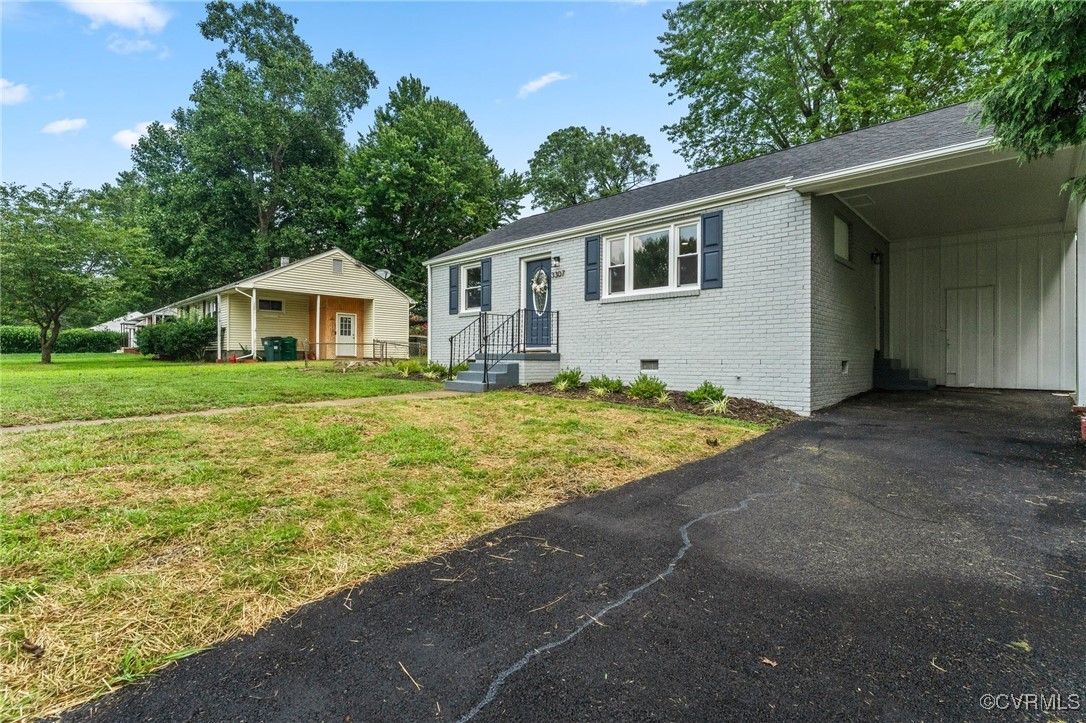 3307 Montclair Rd