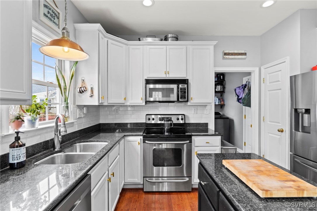 1830 Bantry Dr