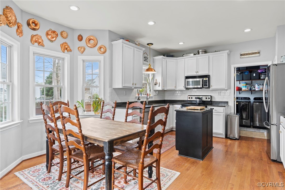 1830 Bantry Dr