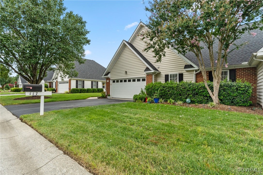 117 Carriage Point Ln