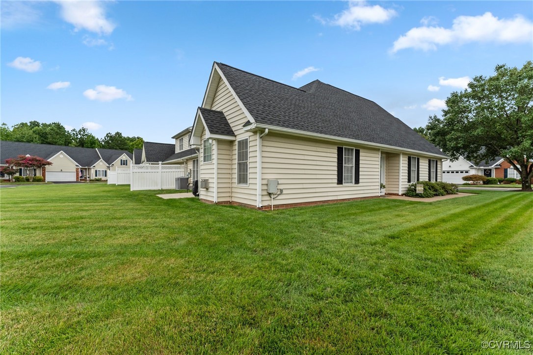 117 Carriage Point Ln