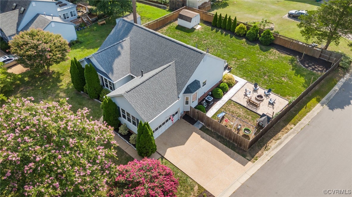 1701 Pine Edge Ln