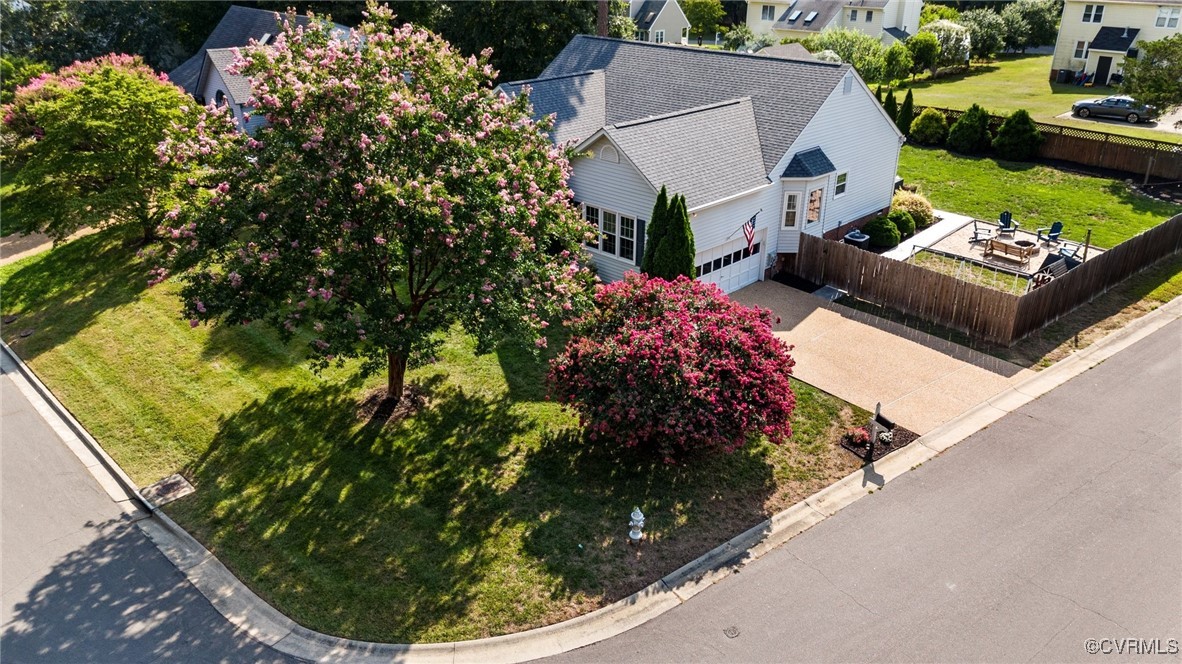 1701 Pine Edge Ln
