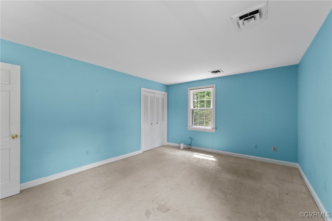 1633 Kings Rd
