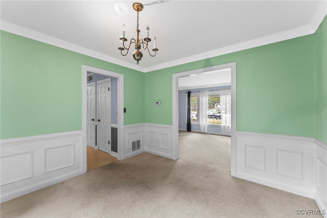 1633 Kings Rd