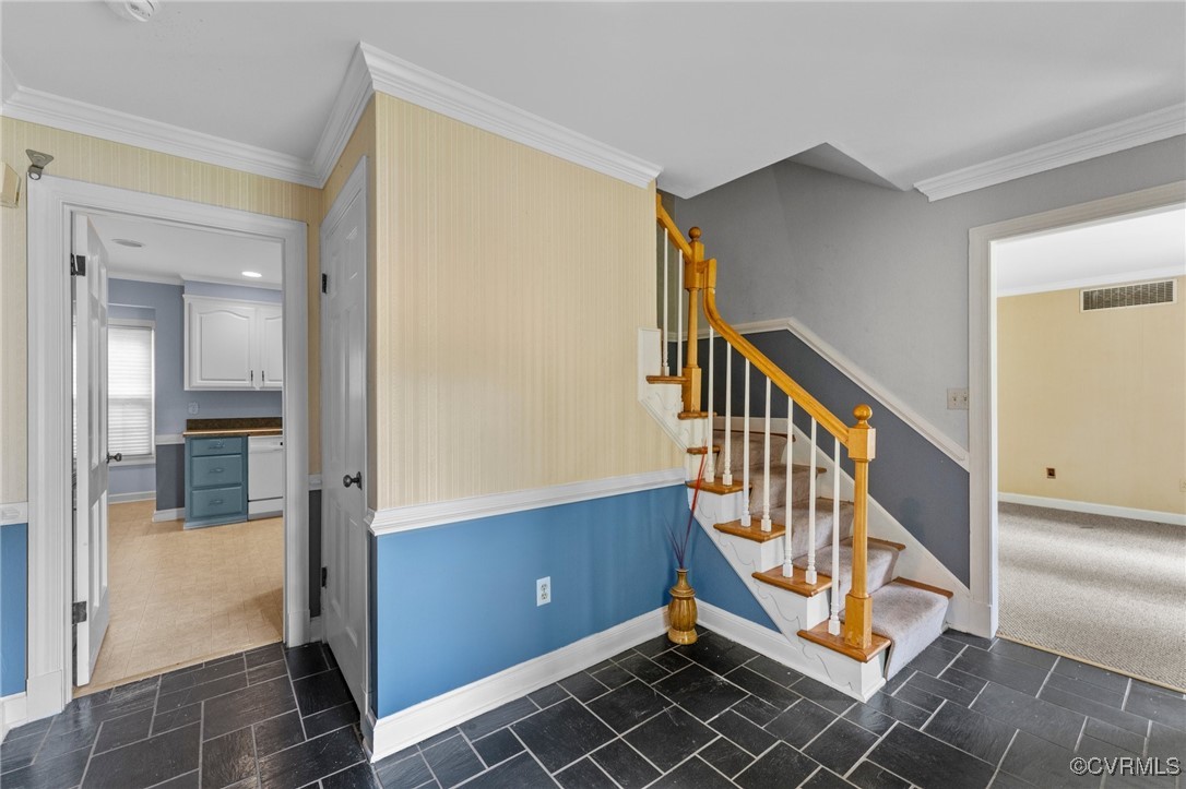 1633 Kings Rd