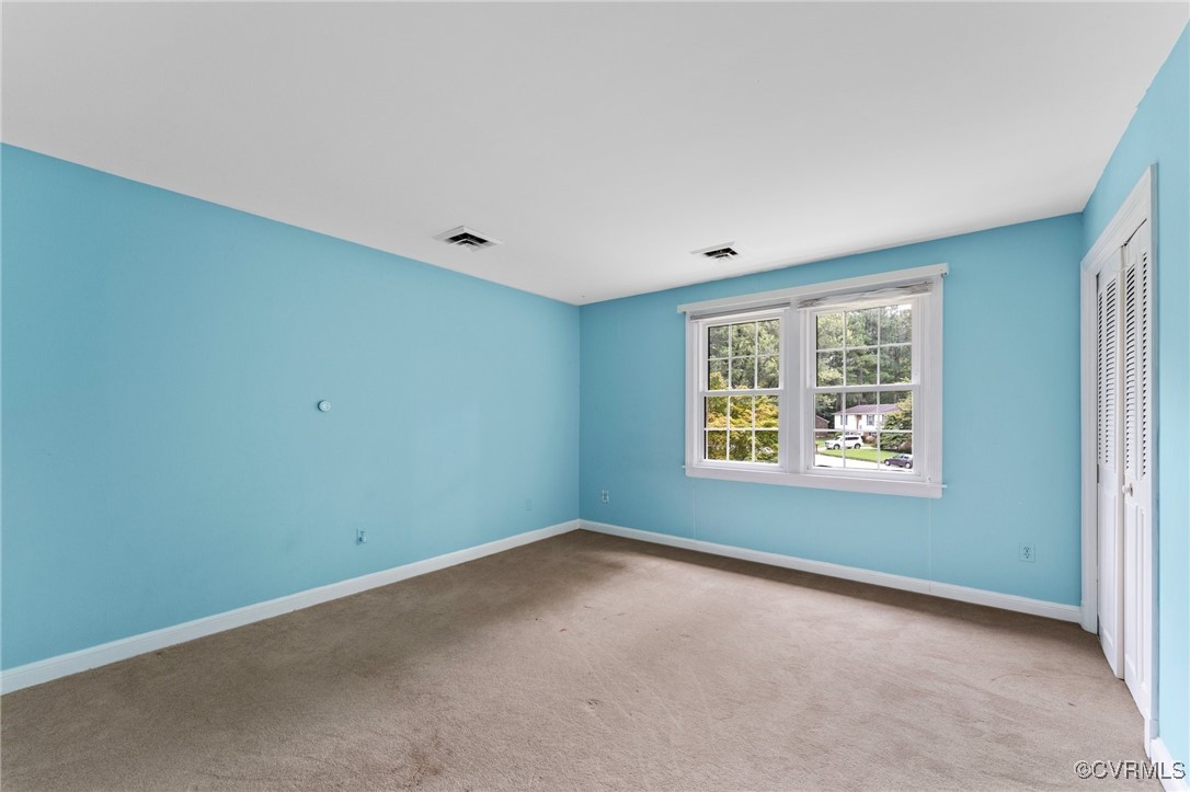 1633 Kings Rd