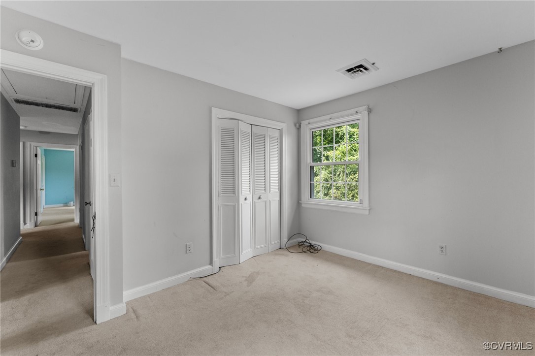 1633 Kings Rd