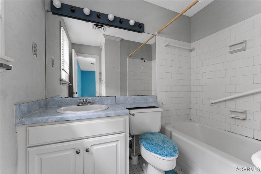 1633 Kings Rd