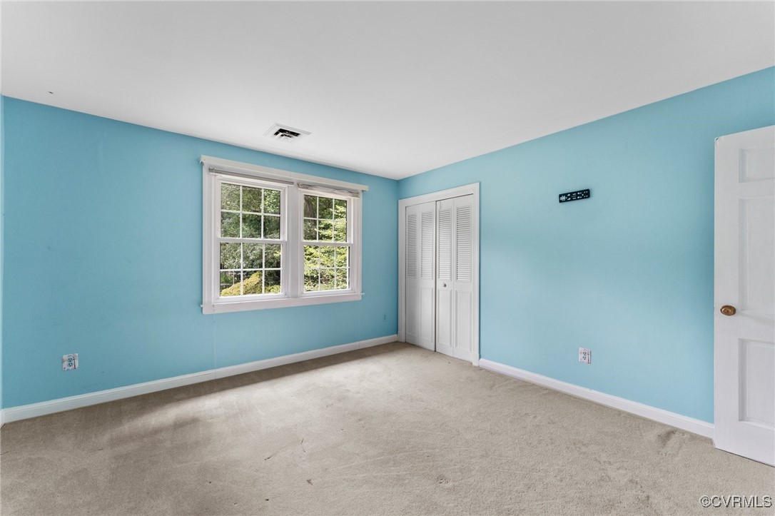 1633 Kings Rd