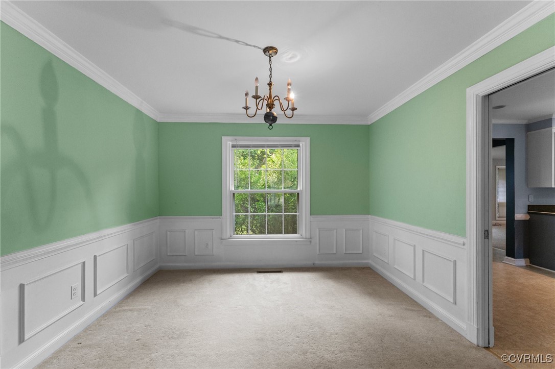 1633 Kings Rd