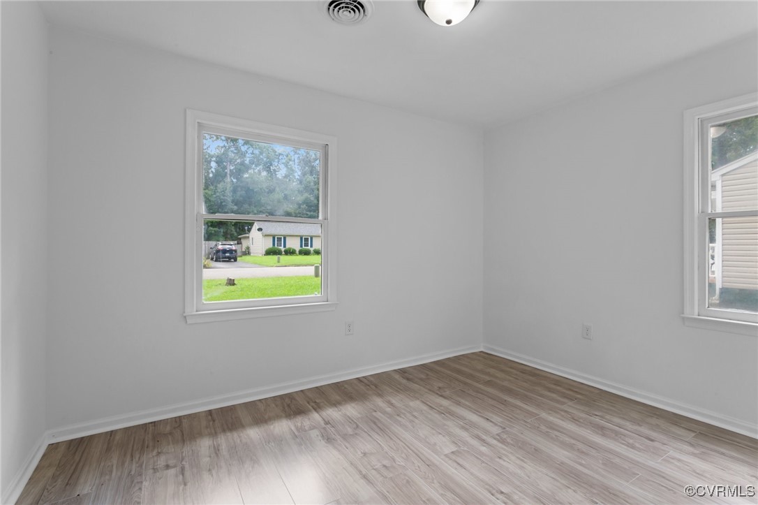 307 Lakewood Dr