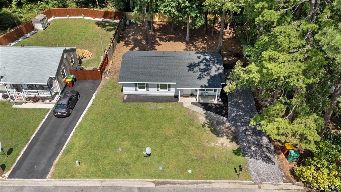 307 Lakewood Dr
