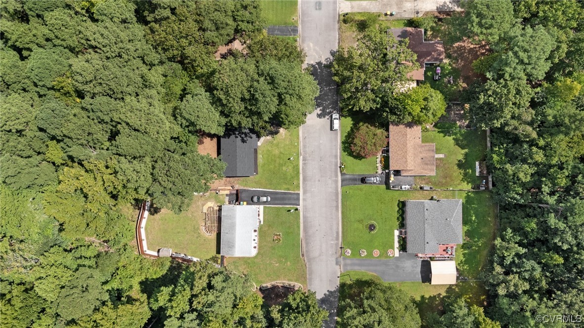 307 Lakewood Dr