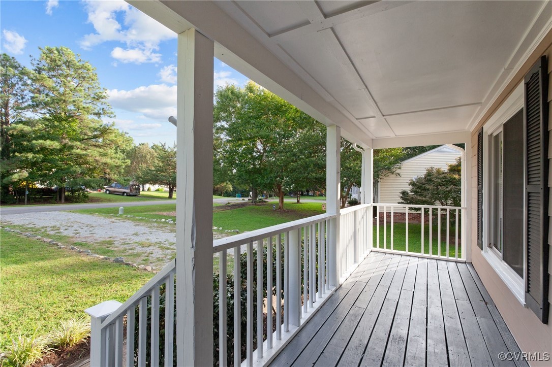 7218 Snaffle Ln