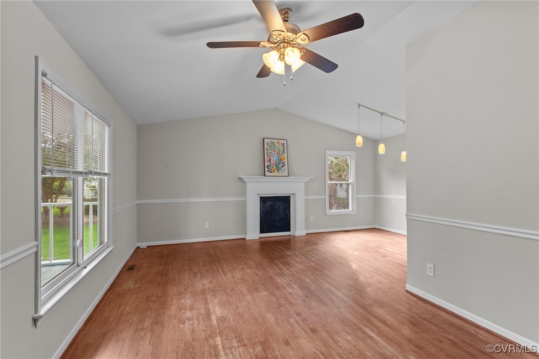 7218 Snaffle Ln