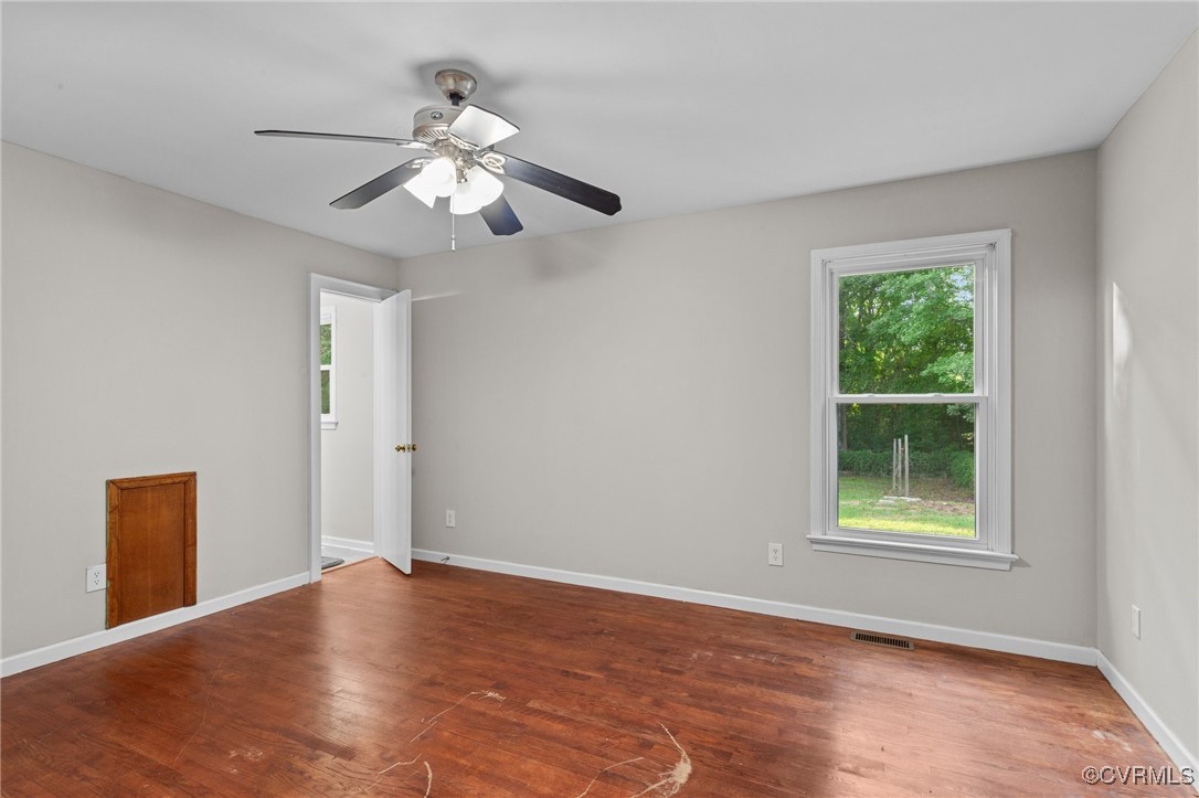 7218 Snaffle Ln
