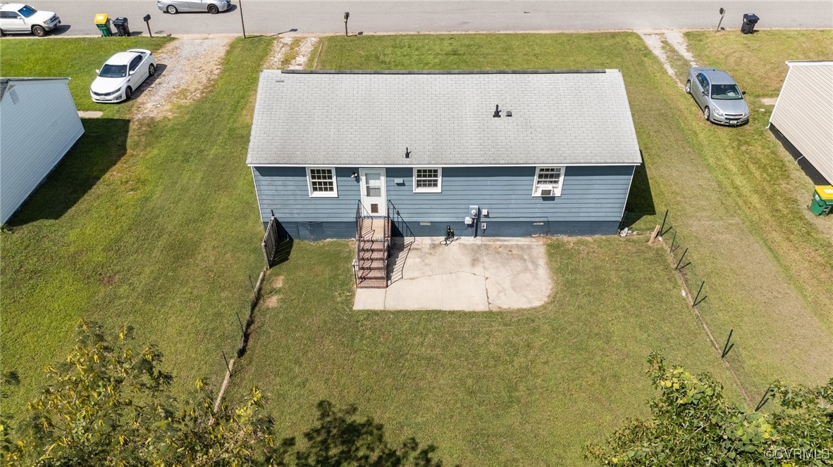 3908 Gloucester Dr