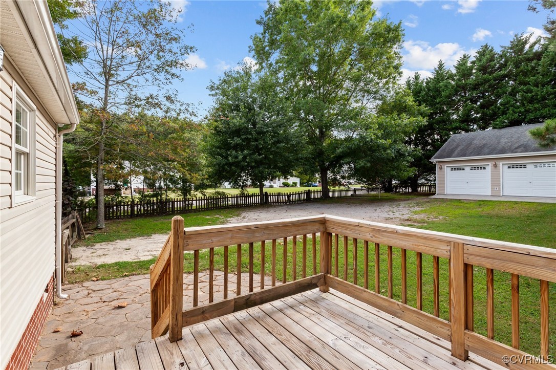4406 Pheasant Cir