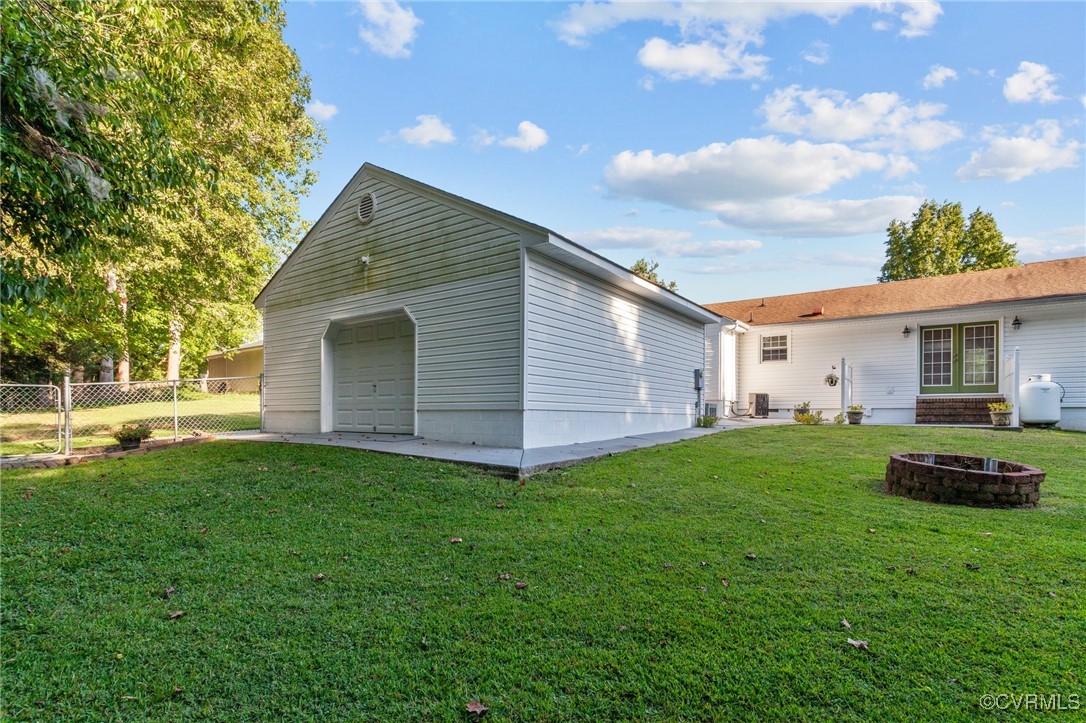 18212 Bonneville Ln