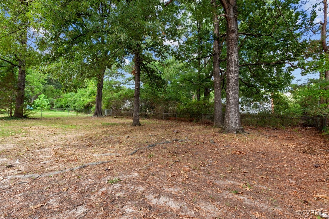 1705 Lauderdale Dr