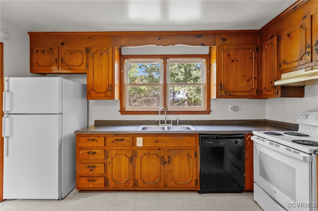 1705 Lauderdale Dr