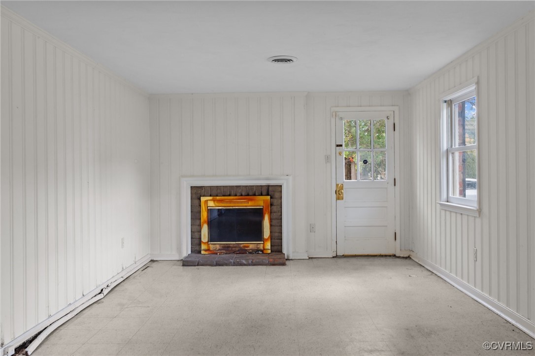 1705 Lauderdale Dr